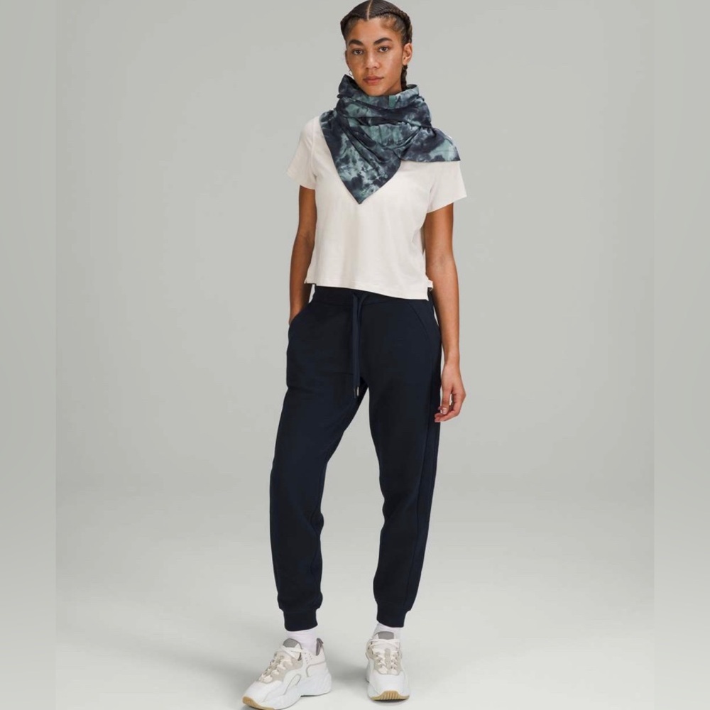 LULULEMON - Vinyasa Scarf